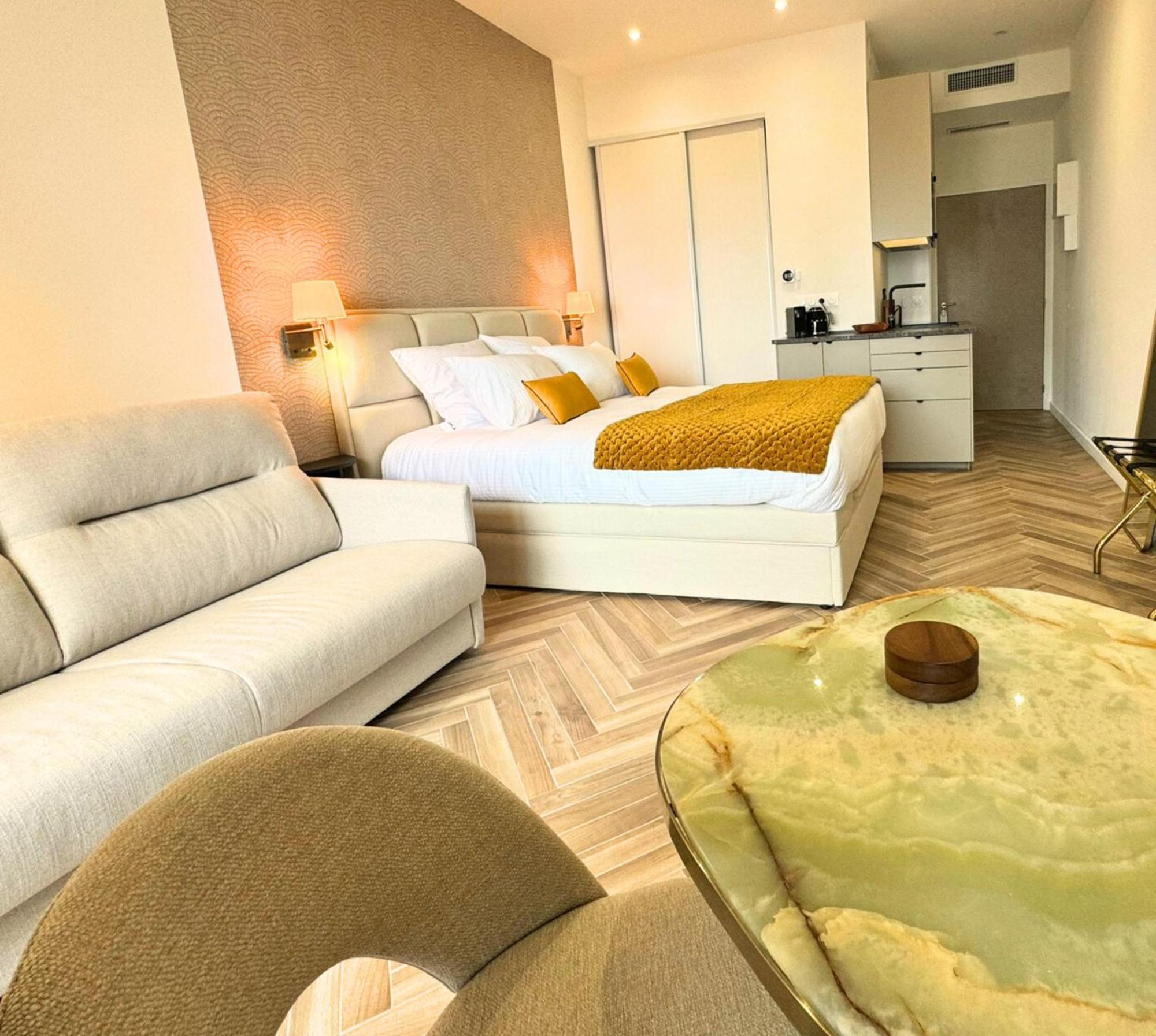 Monaco Border Luxury Suite - Sea View - Pool Beausoleil Exterior photo